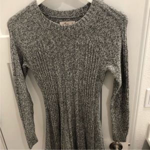 Grey Hollister Sweater Dress, size S (NWT!) ✨
